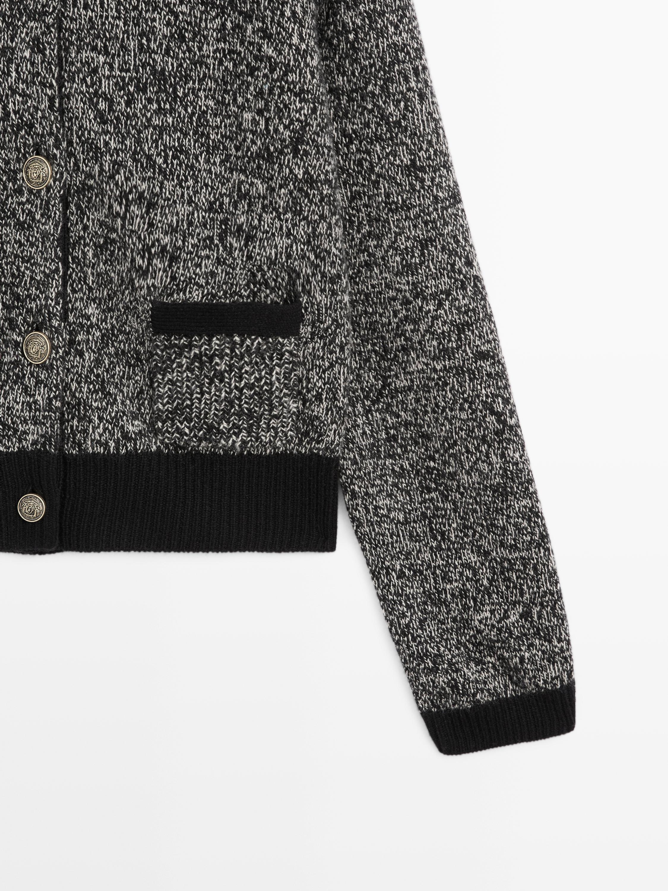 Cardigan en laine mélangée avec boutons dorés